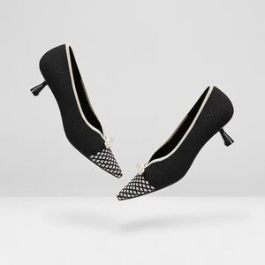 SALE- Vivaia Natasha Running Heels - size 39- fits 8-8.5